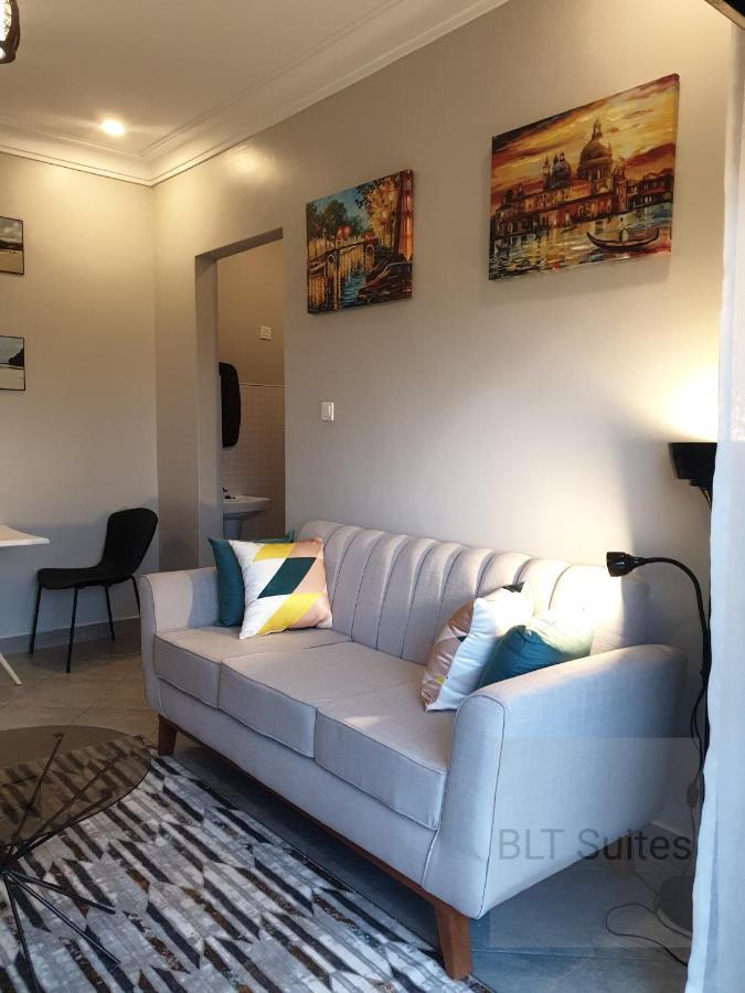 Blt Suites - Furnished Apartments カンパラ エクステリア 写真