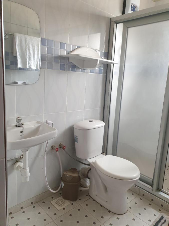 Blt Suites - Furnished Apartments カンパラ エクステリア 写真