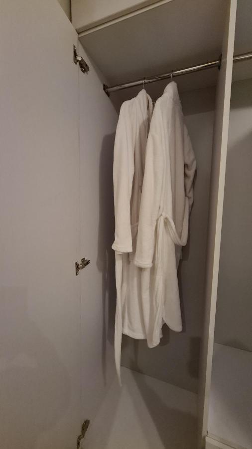 Blt Suites - Furnished Apartments カンパラ エクステリア 写真
